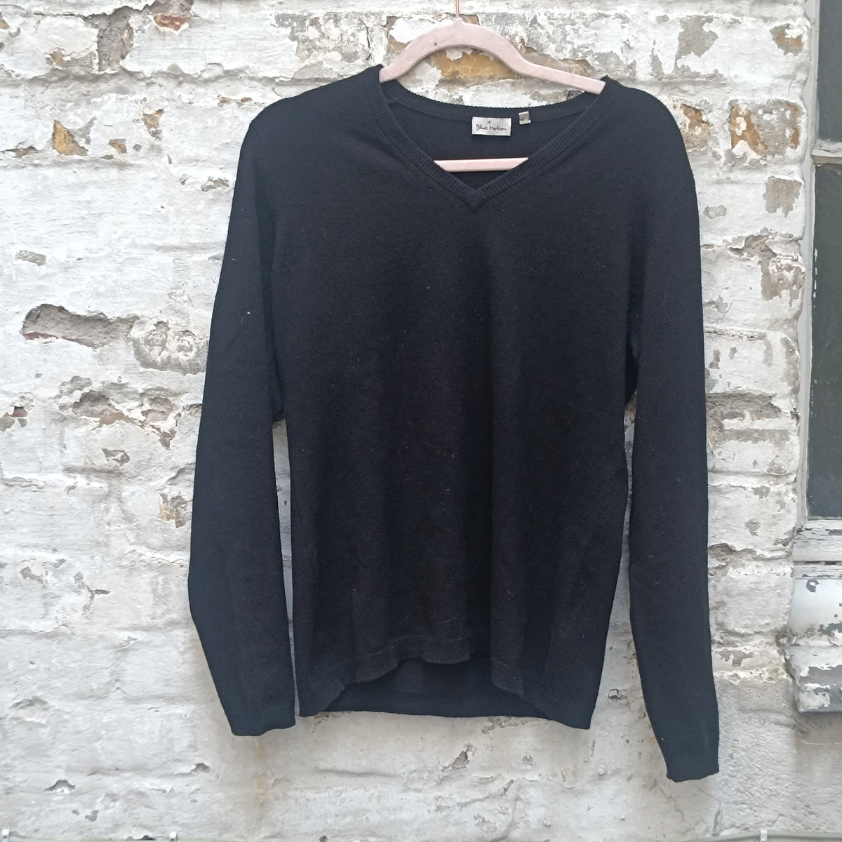 Silk Cashmere Jumper | Vintage Black V Neck Pullover Knit Sweater | M