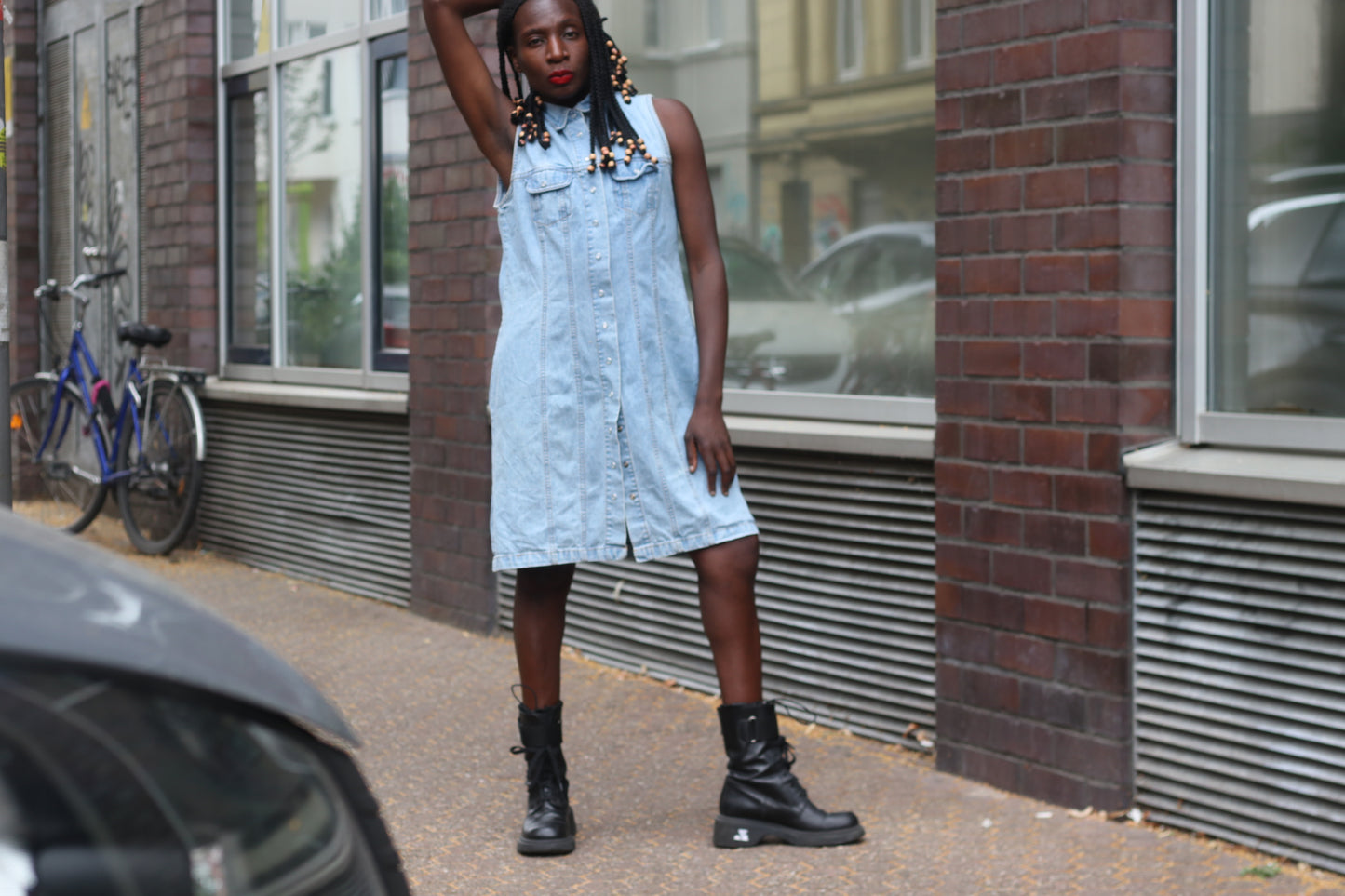 Vintage 90s Denim Dress Sleeveless Light Wash Jean Midi Snap Button Coat Dress