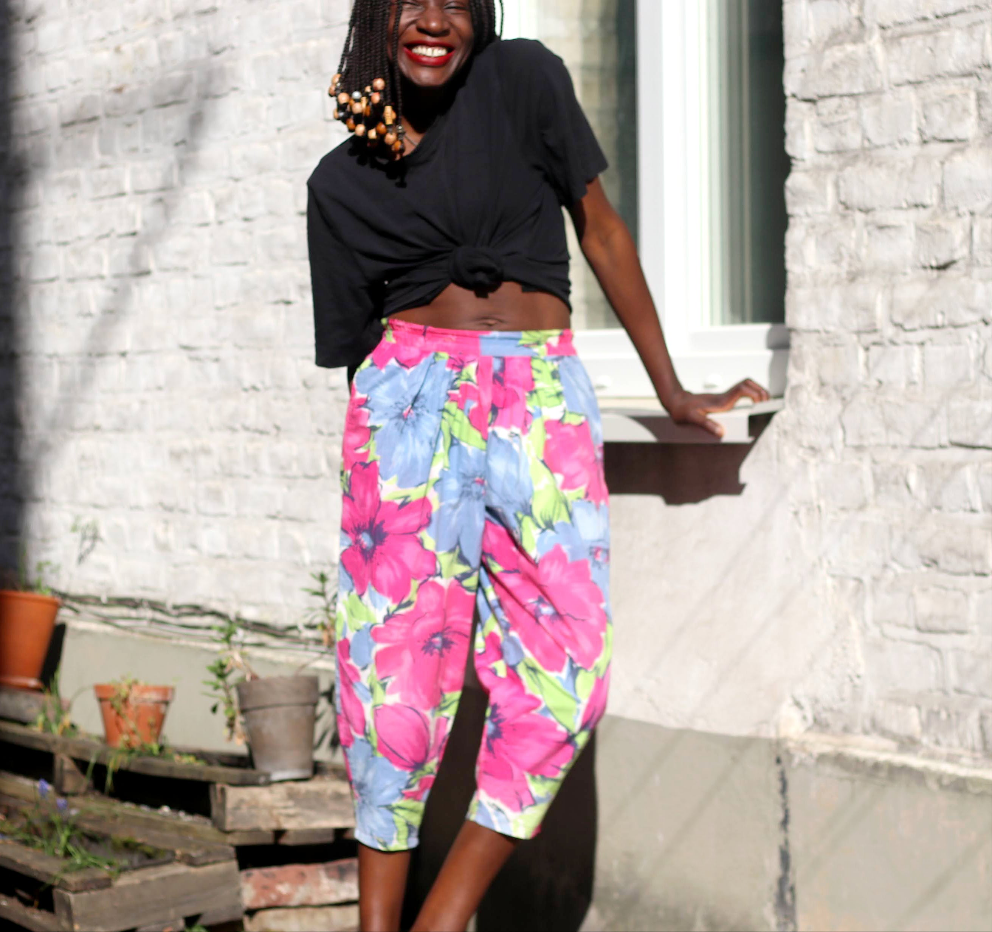 Vintage Floral Capris Size S