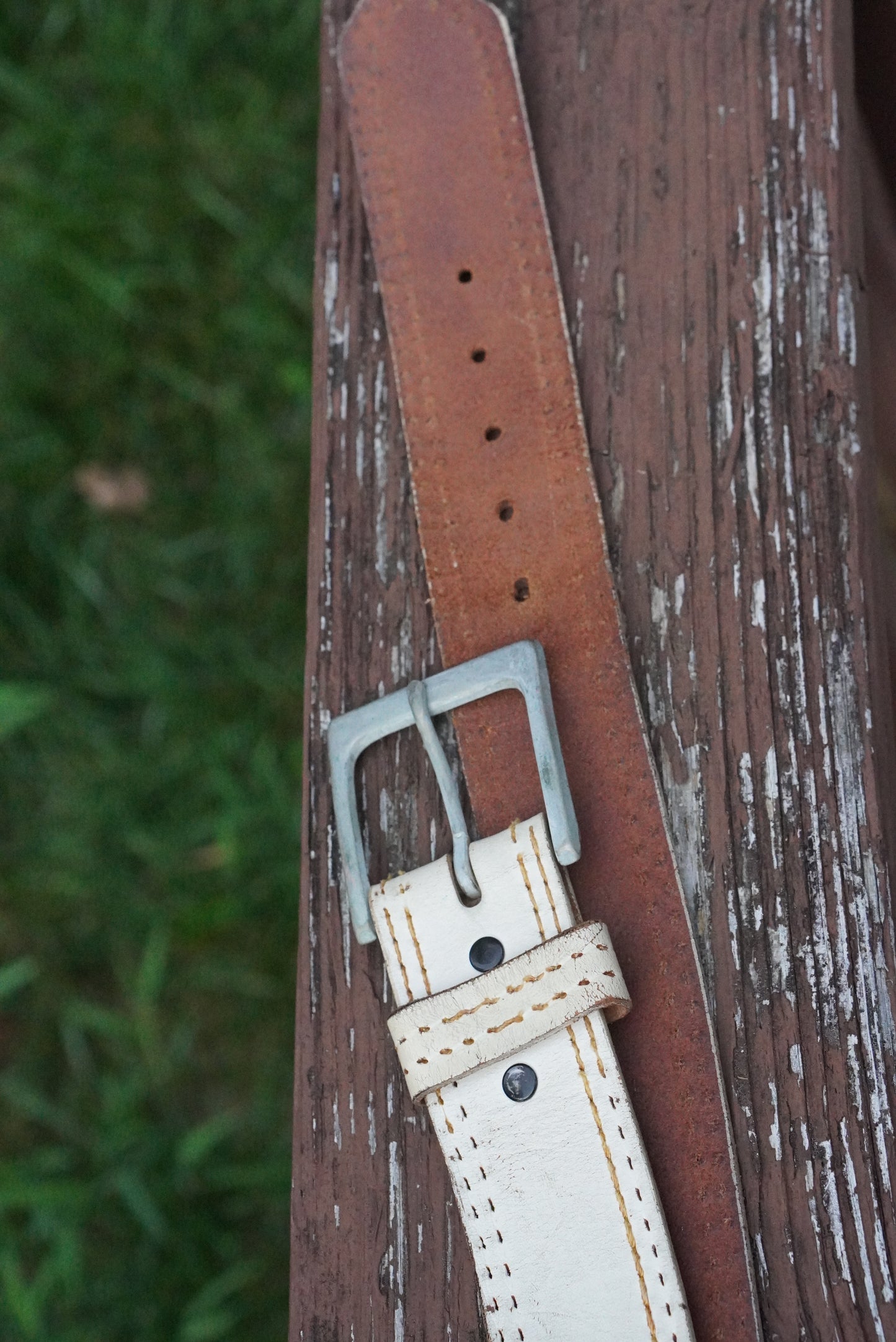Vintage White Leather Belt - 70s Top Grain Bridle Stitch Belt - Medium