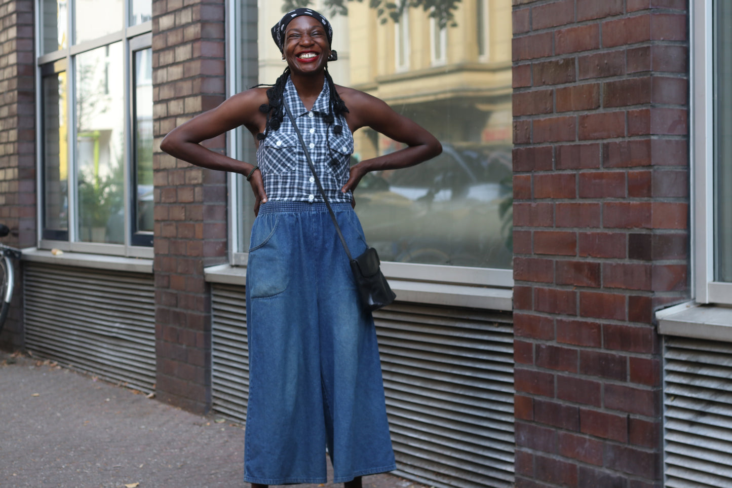 3 Suisses Vintage Halter Top - 90s Y2K Plaid Crop Blouse