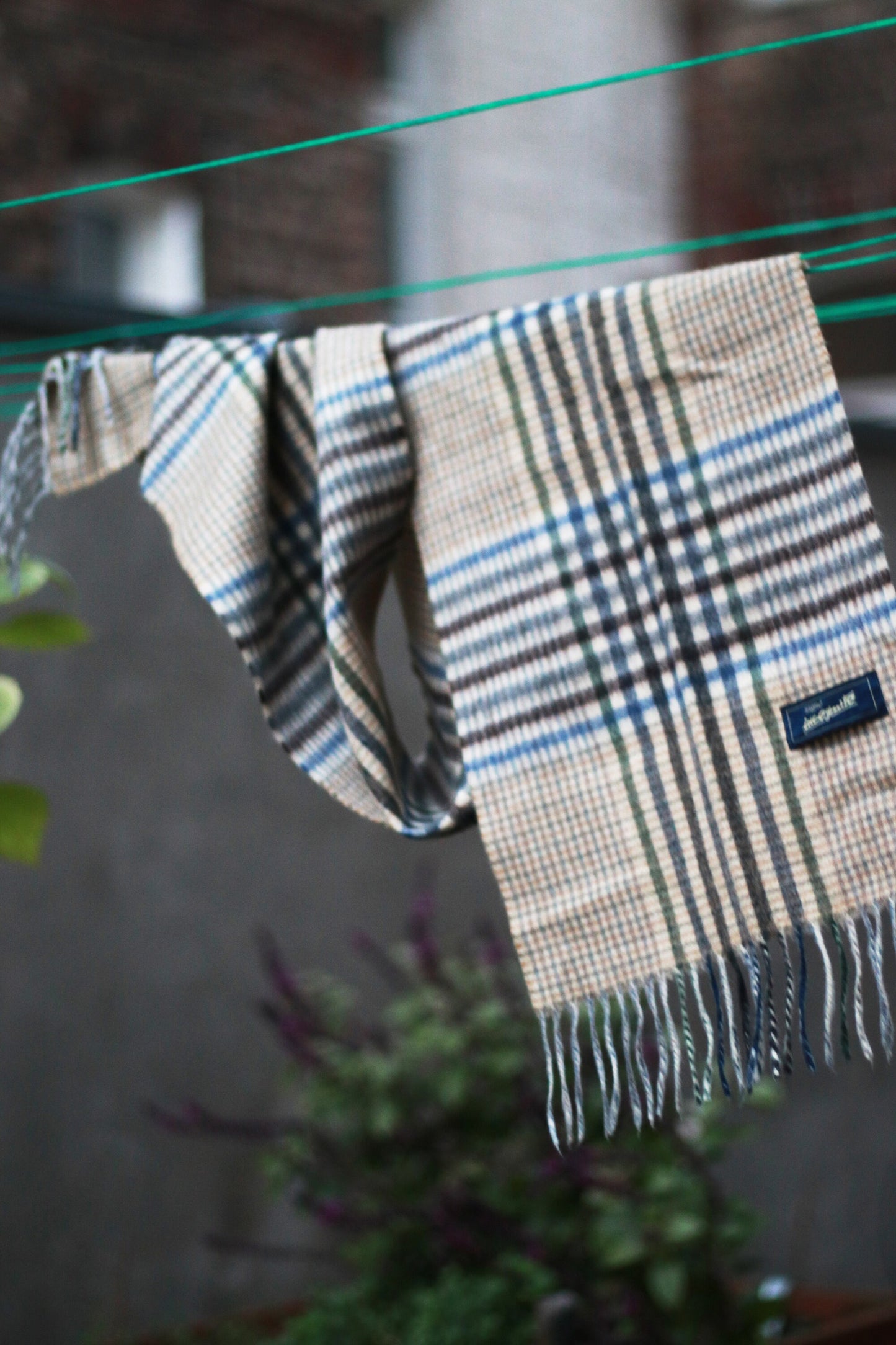 Vintage Scarf in Grey and Brown | Y2K minimalist C&A checkered winter accessory