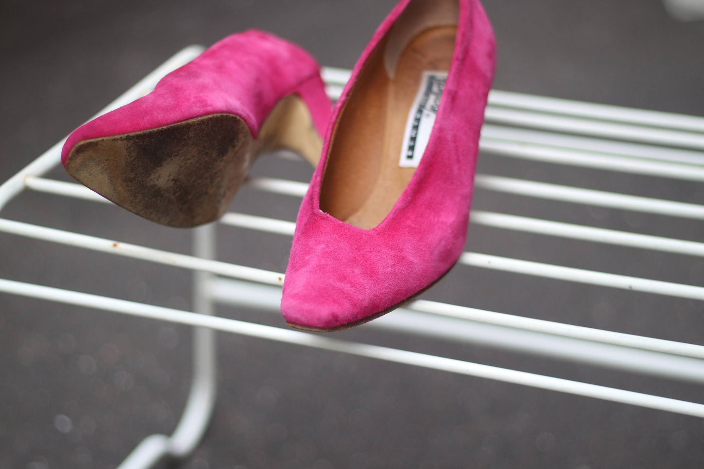 Vintage Pink Suede pumps| 80s elegant bold heels| Pinkcore Evening shoes