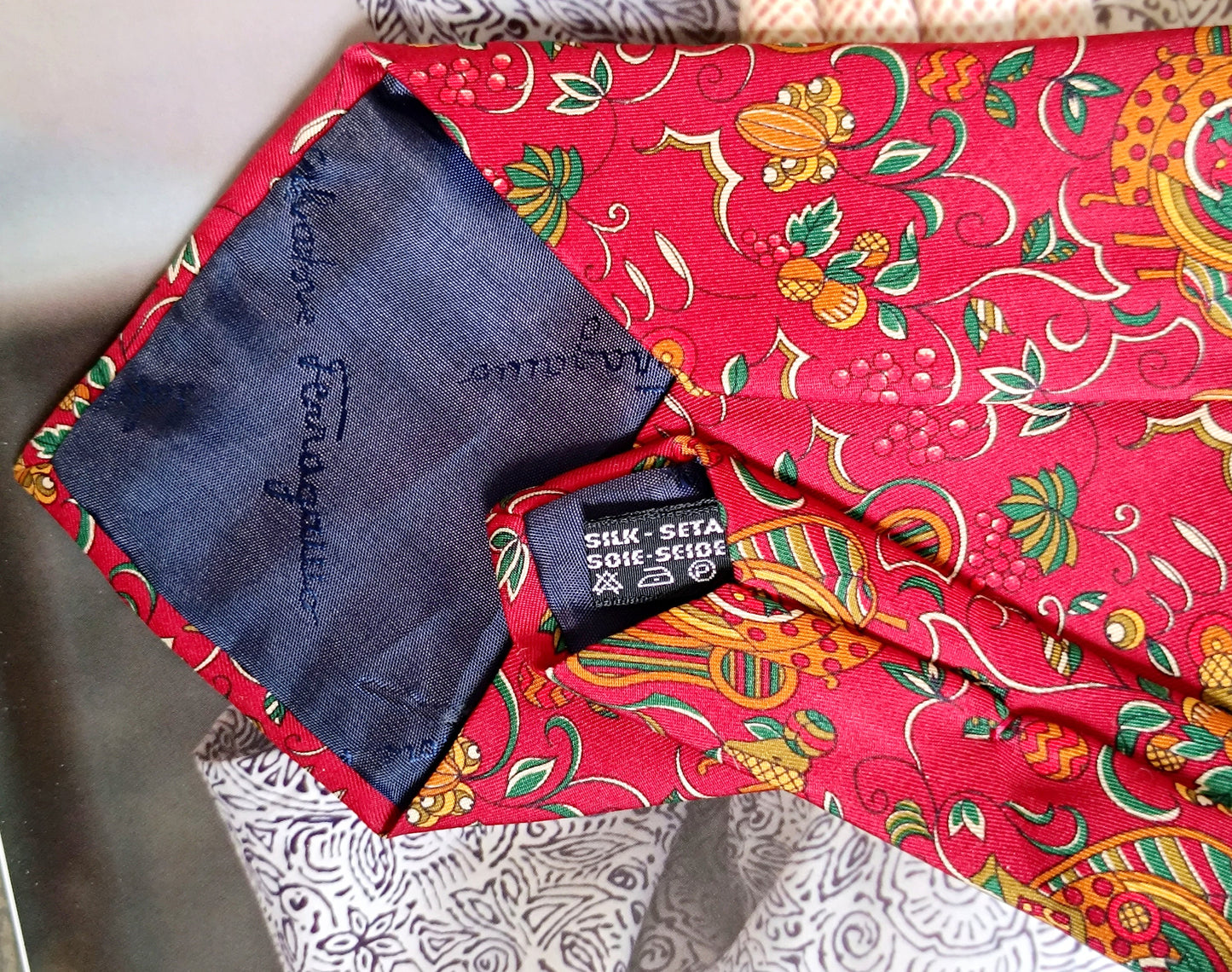 Vintage Salvatore Ferragamo Silk Tie| Men's Red tie with Floral Print| Design tie with Whimsical Botanical Print
