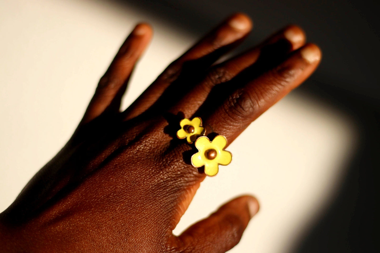 Vintage Flower Power Ring| Yellow Floral Hippy Ring| Bohemian 70s Women's Adjustable Ring