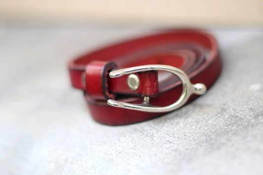 Vintage Red Skinny Leather Belt| 80s Classic Women's Belt with Silver Toned Belt| Minimalist Thin Belt