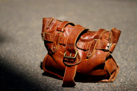 70s Handmade Bag| Vintage Brown Leather Chic Shoulderbag | Women's Minimalist Cowboy's Tote