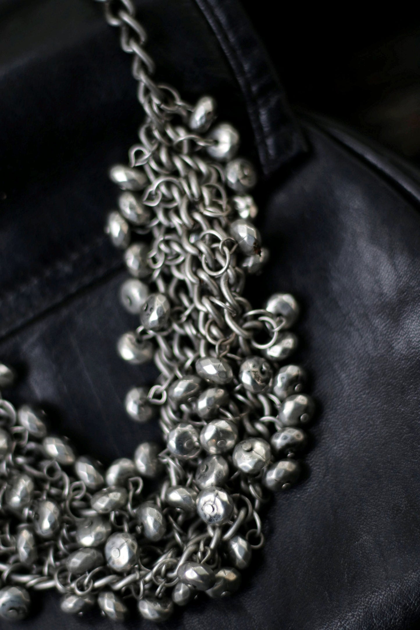 Vintage Silver-toned Necklace| 90s Avant-Garde Jewelry | Chunky Chain Necklace | Minimalist simple jewelry