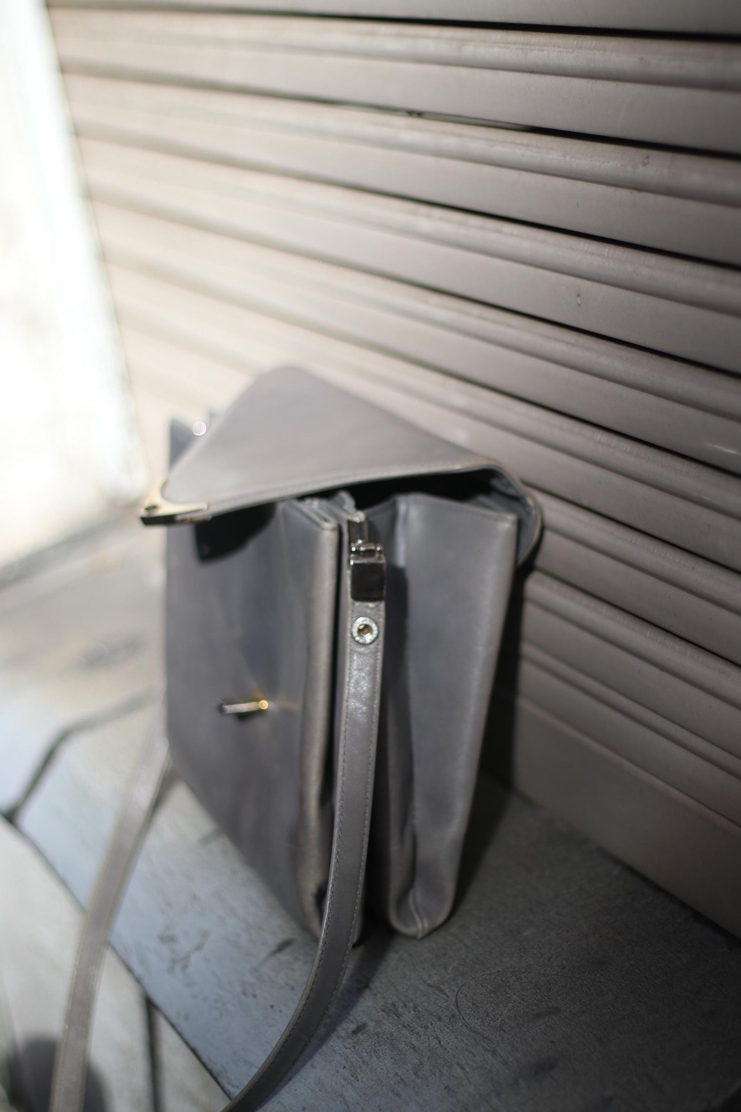 70s Leather Handbag| Vintage Classic Nierhaus Grey Minimalist Shoulderbag