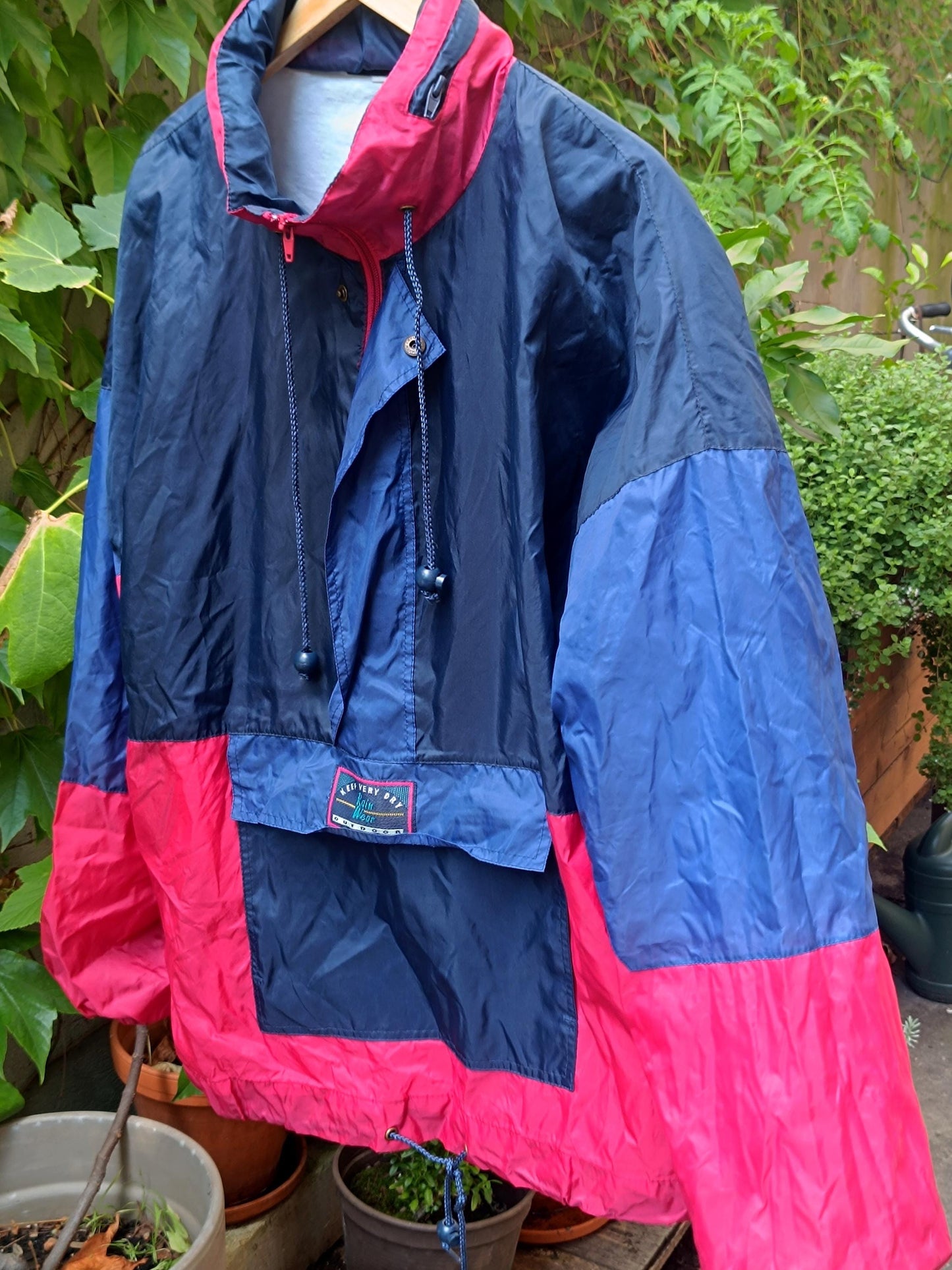 80s Windbreaker Jacket | Vintage Colorblocking Streetstyle Rain Jacket| Outwear for Hiking Outdoors