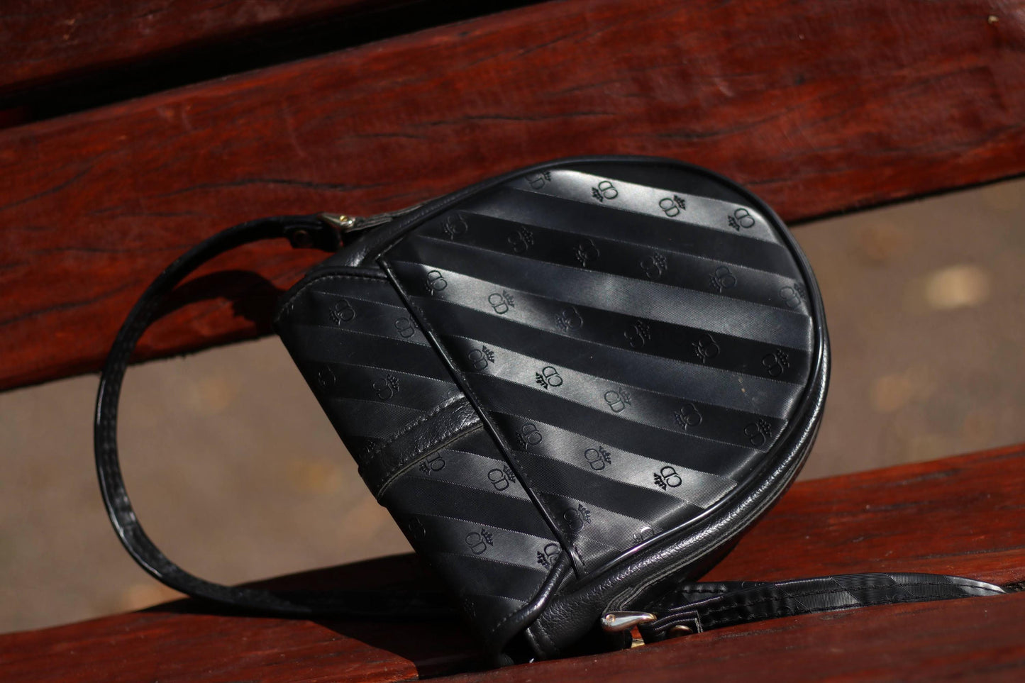 90s CD mini bag| Vintage Minimalist Black Leather Crossbody bag |Classic logomania compact bag