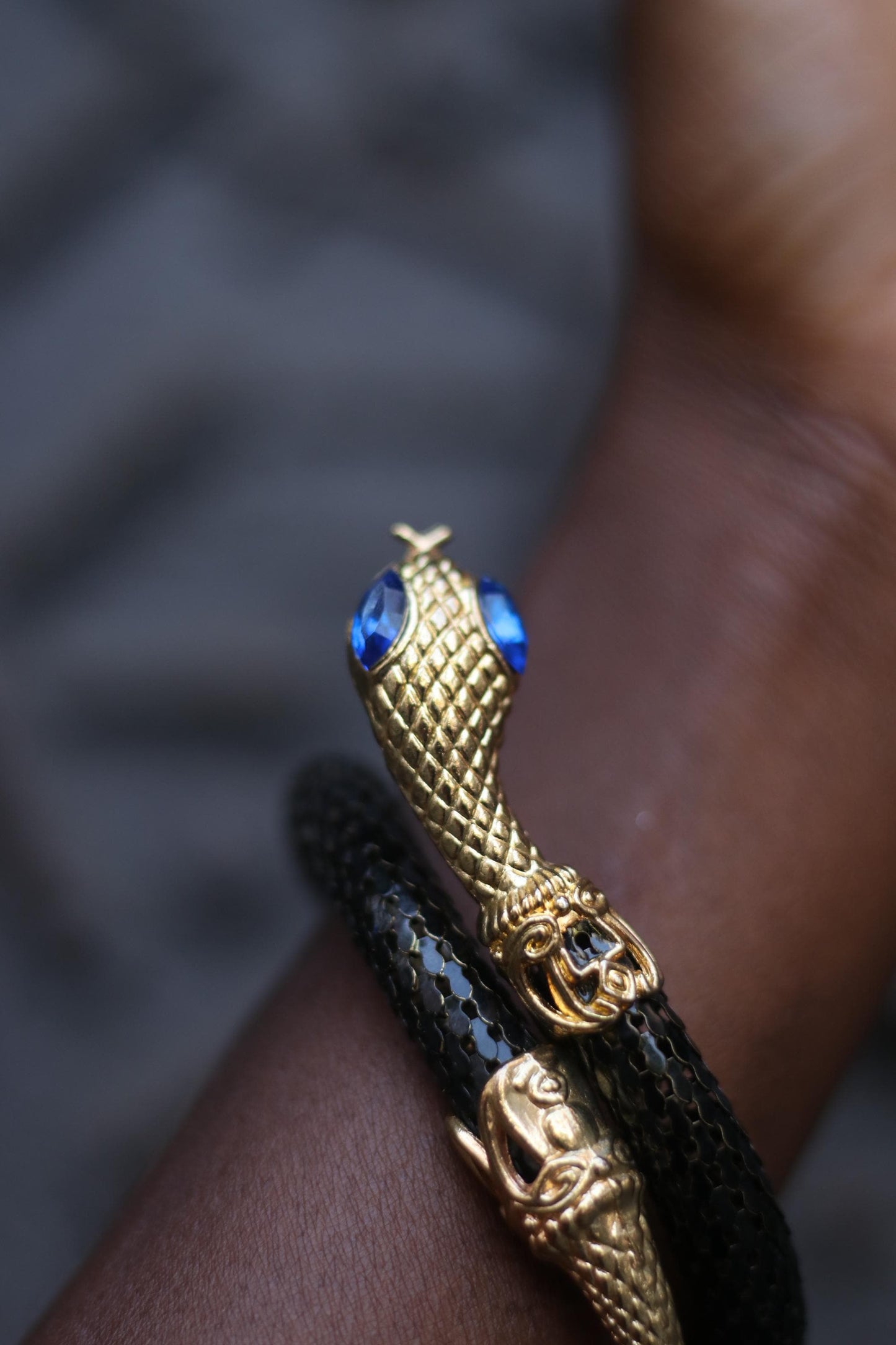 80s Kitchsy Snake Motif Bracelet| Vintage Black and Gold-Toned Bracelet|