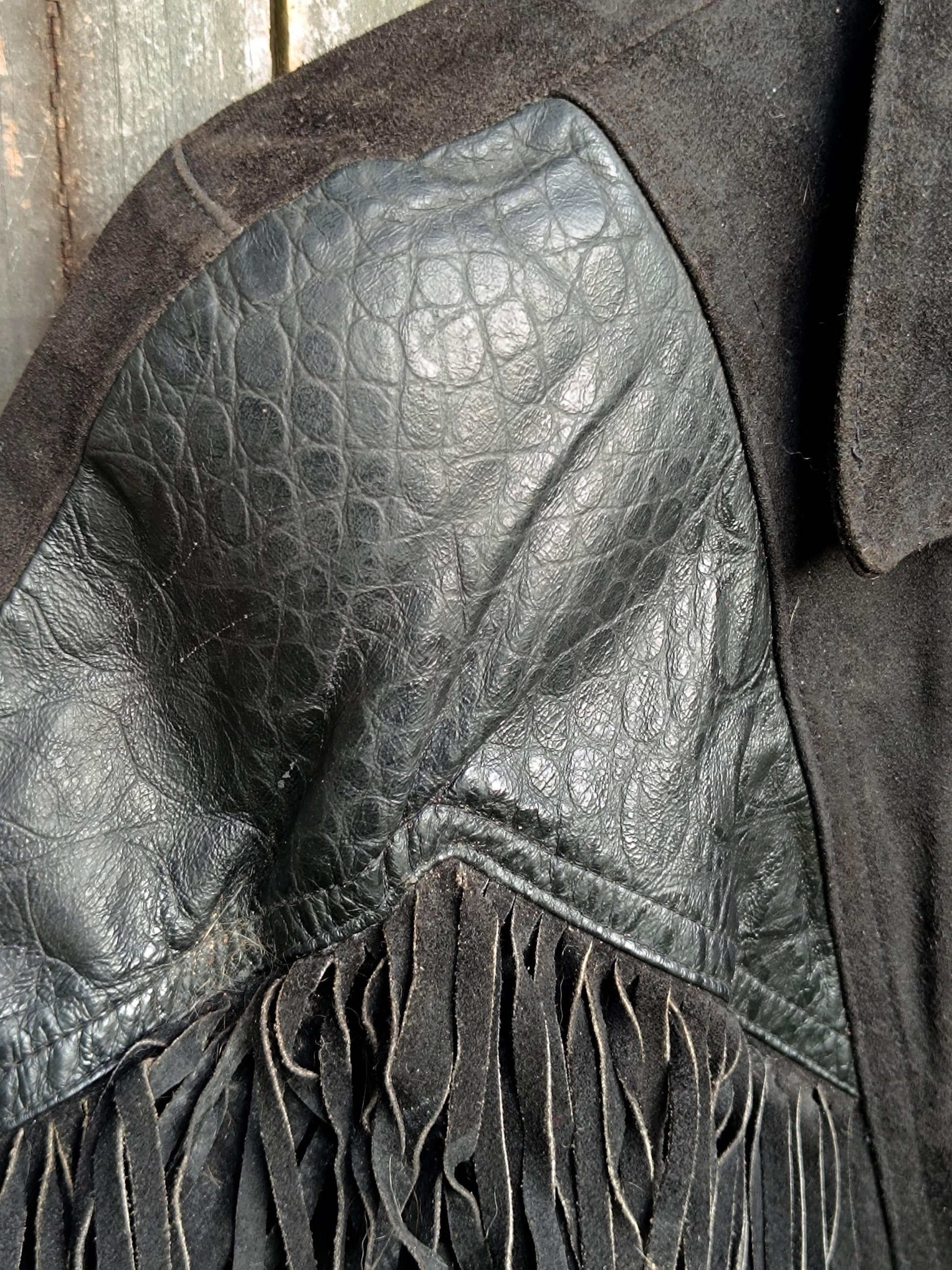 Phoenix Women's Suede Jacket| Vintage Black Cowgirl Fringed Cropped Coat| 80s Western-inspired Jacket