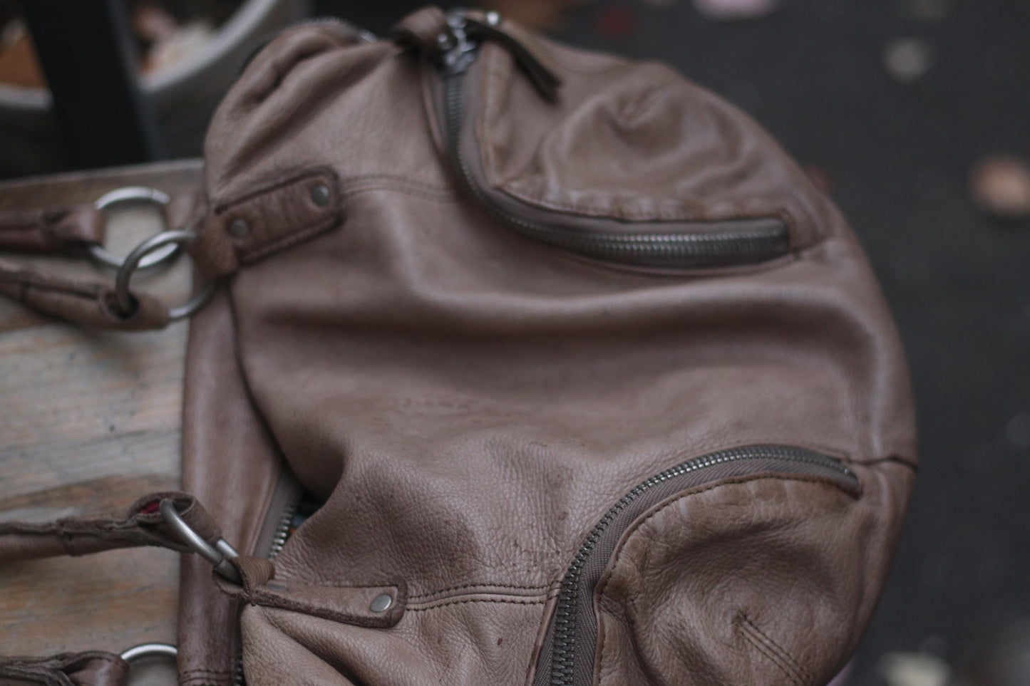 FredsBruder Sand Coloured Leather Hobo Bag| Vintage Genuine Leather Shoulder bag | Women's Minimalist Crossbody