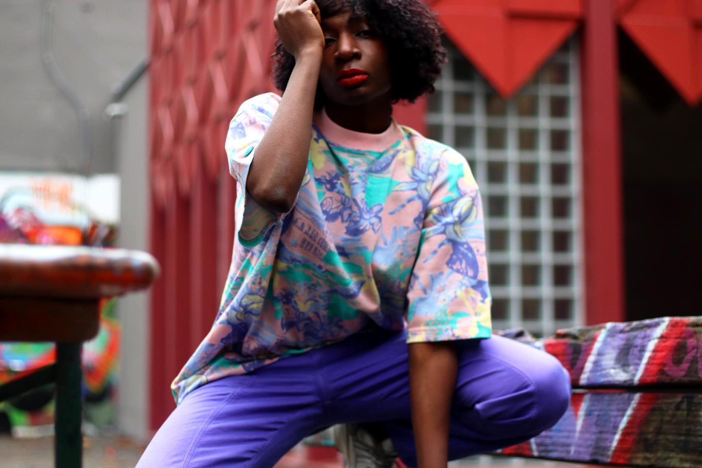 90s Crazy Print T-Shirt| Vintage Purple Unisex Shirt| Graphic Fantastic Short-sleeved Design