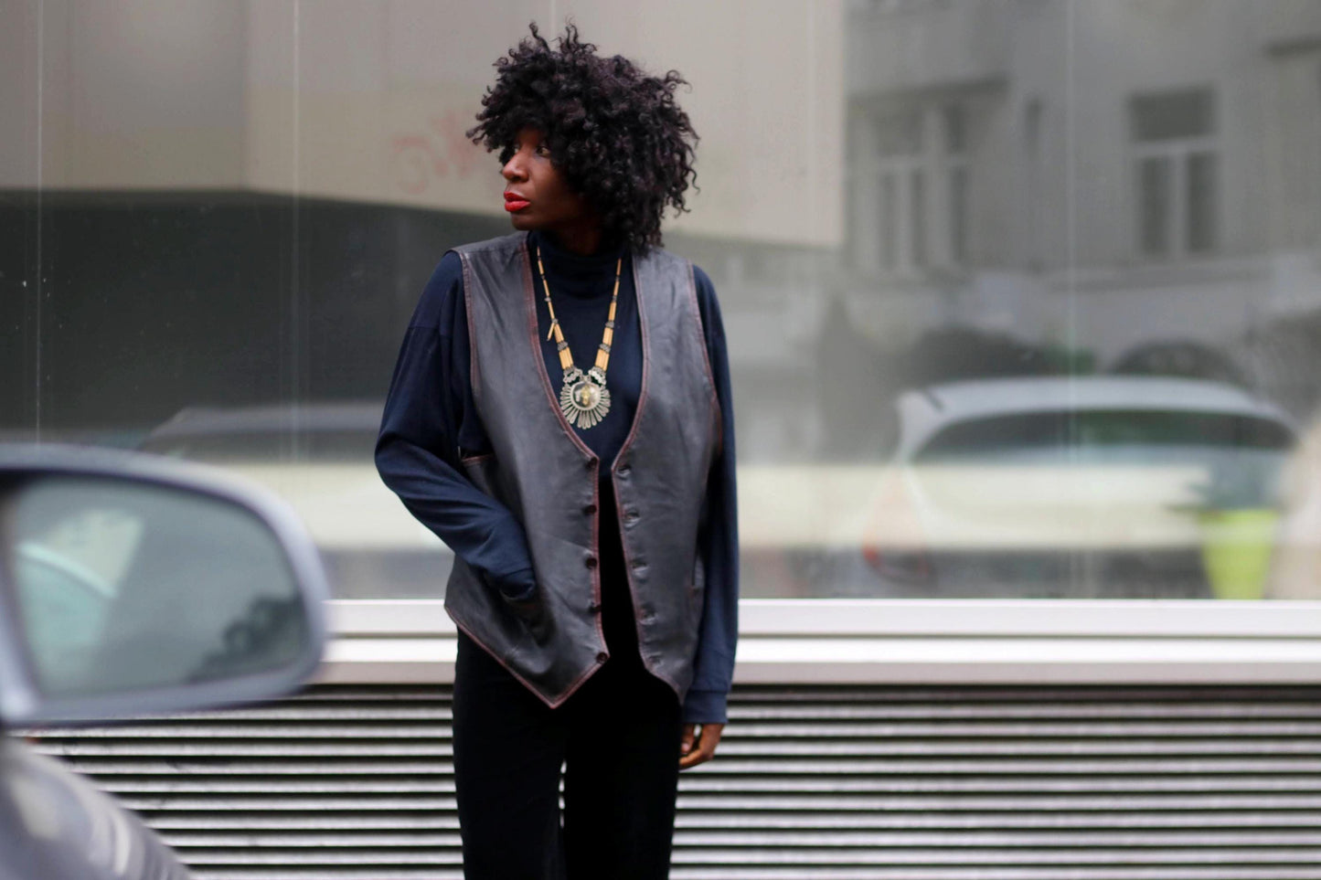 Vintage Black Leather Vest| 90s Genuine leather Vest| Minimalist Women's Boho vest|