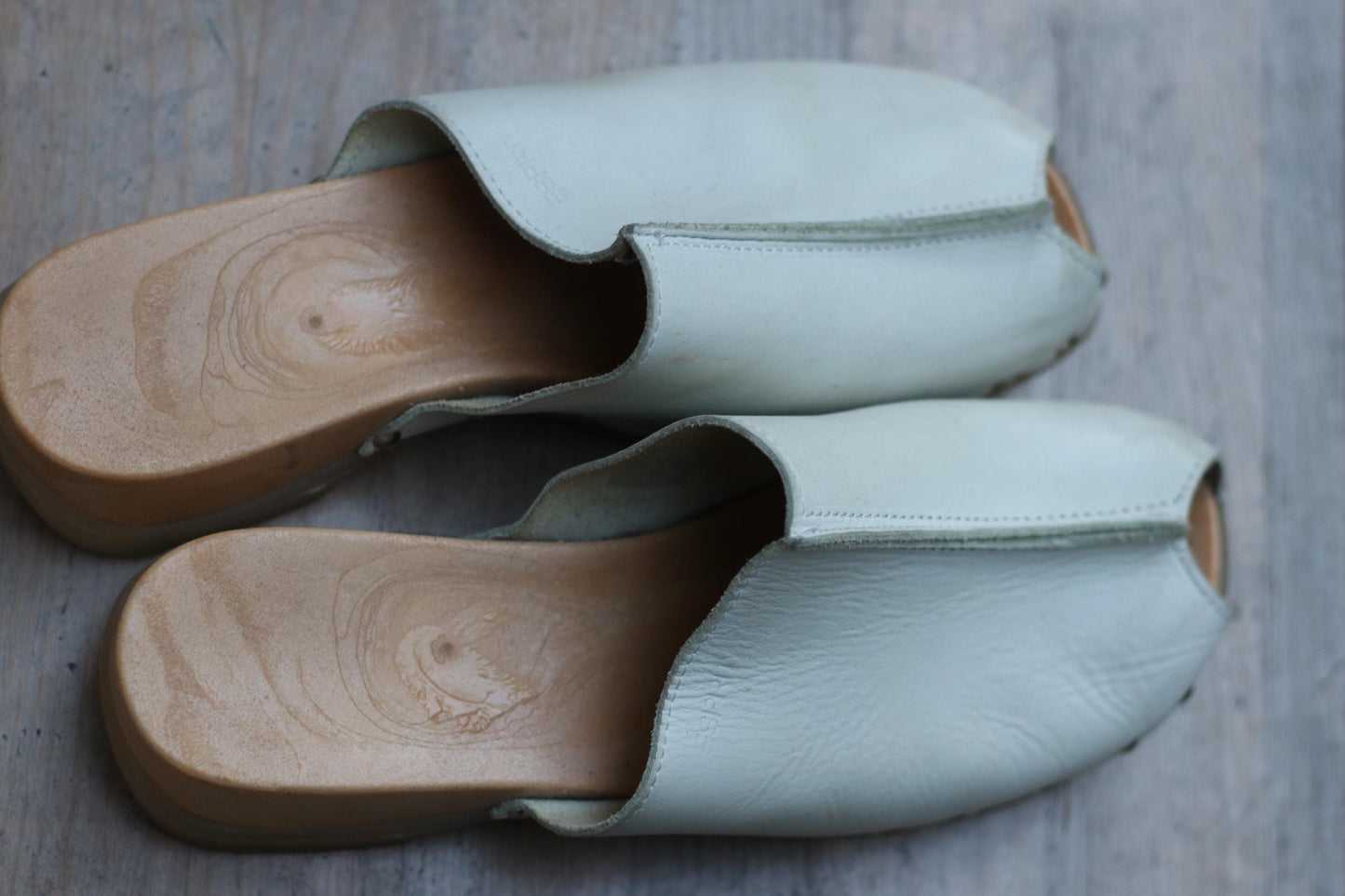 90s Esprit White Leather Clogs| Vintage Minimalist Wood and Leather Clogs with Studded Details Size EU39