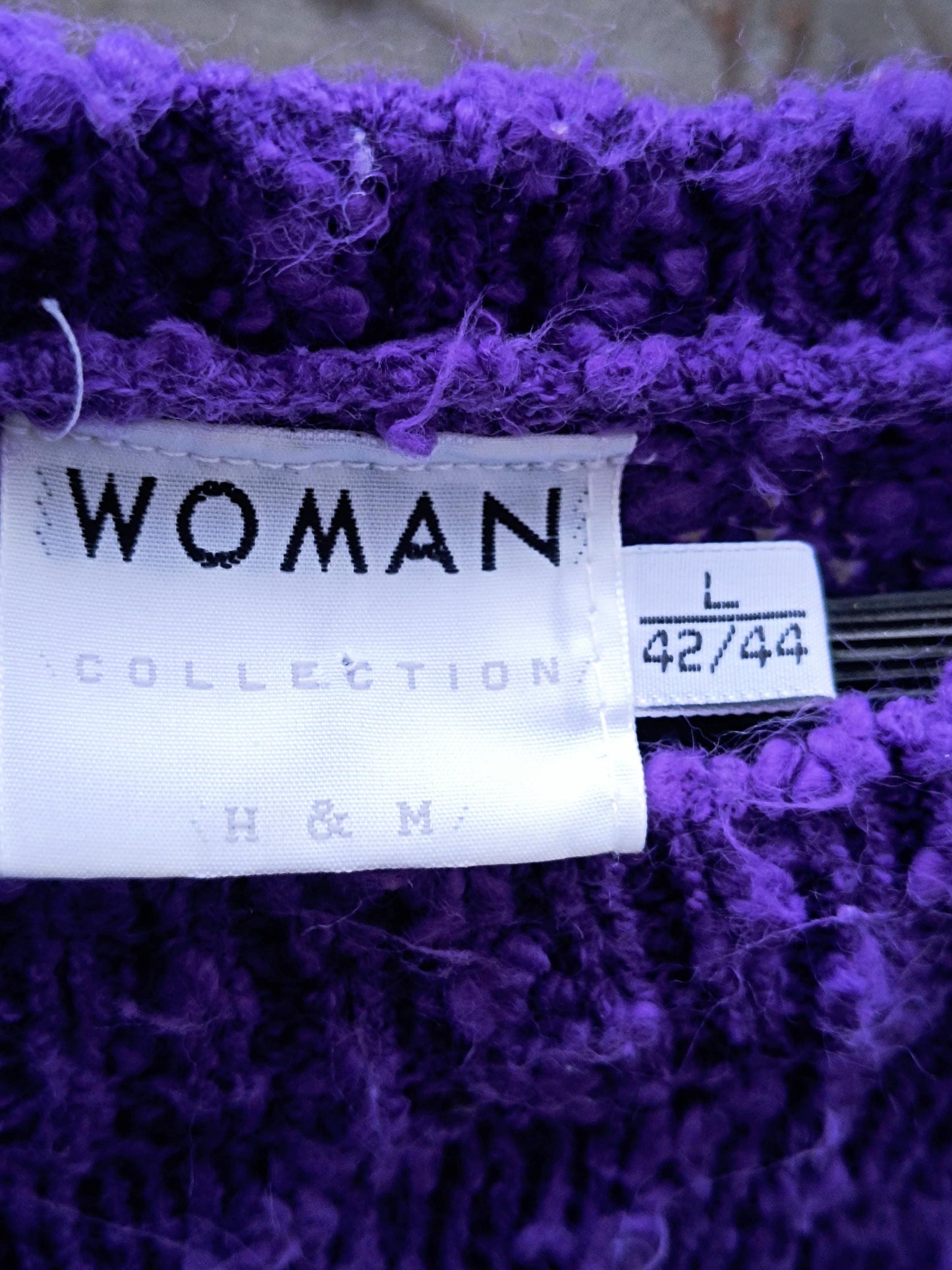 y2k Purple Floral Sweater| Vintage H&M Fuzzy Winter Knit | Women's Winter Pullover with Floral Motif