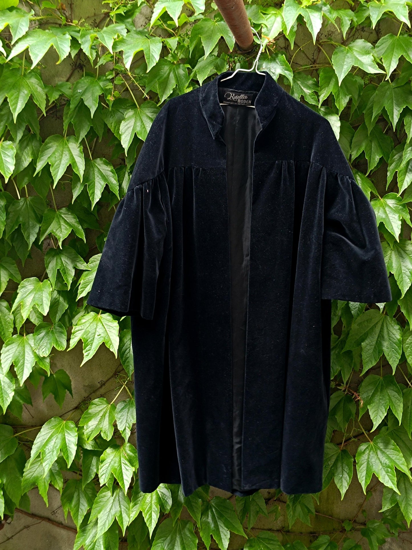 Vintage Rosella Moden Velvet-like Cape Coat| Black 80s Opulent Women's Evening Jacket|
