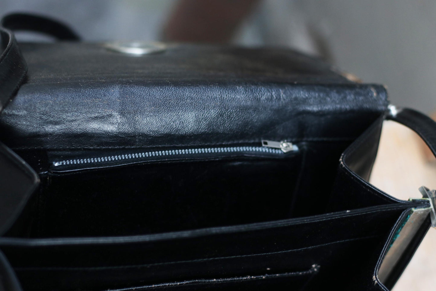 70ss Black Leather Shoulderbag | Vintage Genuine Leather Hand bag | Women's Minimalist Classic Tote with Silver Details