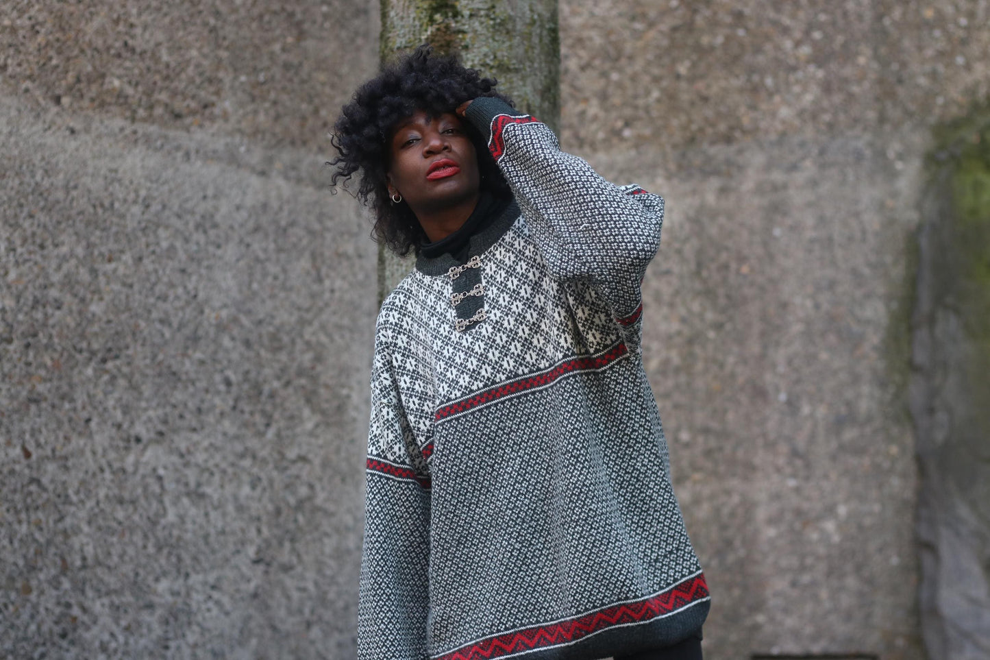 Vintage Nordic Inspired Wool Blend Sweater| 70s-Inspired Après-Ski Chic Monochrome Unisex Knit