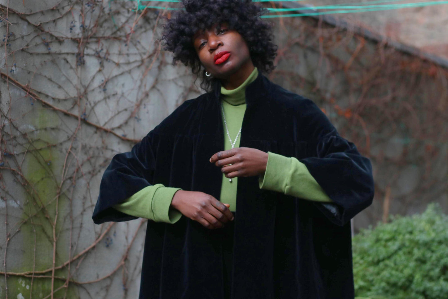 Vintage Rosella Moden Velvet-like Cape Coat| Black 80s Opulent Women's Evening Jacket|