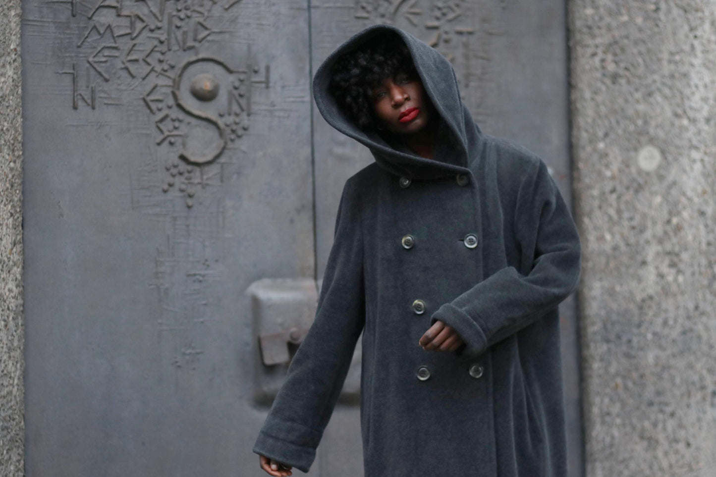 Vintage Cashmere Blend Coat| 80s Angora and Wool Double-Breasted Hooded Winter Outerwear| Women's Long Charcoal Grey Dark Academia Design