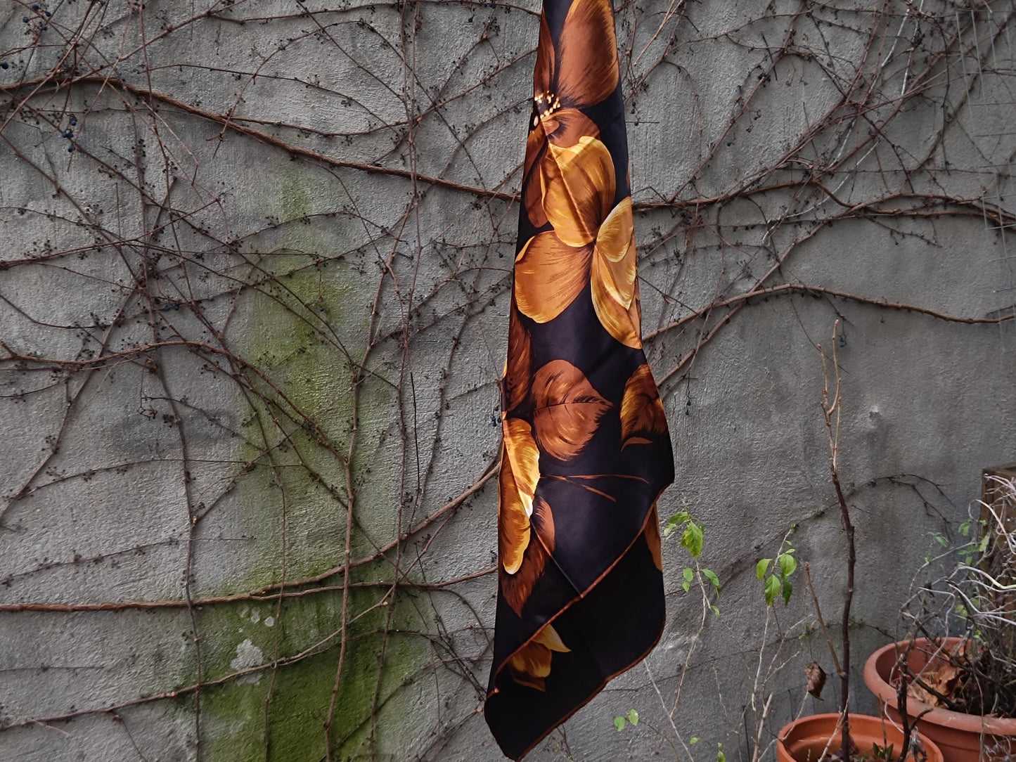 Vintage Floral Scarf| Golden Brown on Black Dark Academia Headscarf| 80s, lightweight Parisian Chic Old Hollywood Style