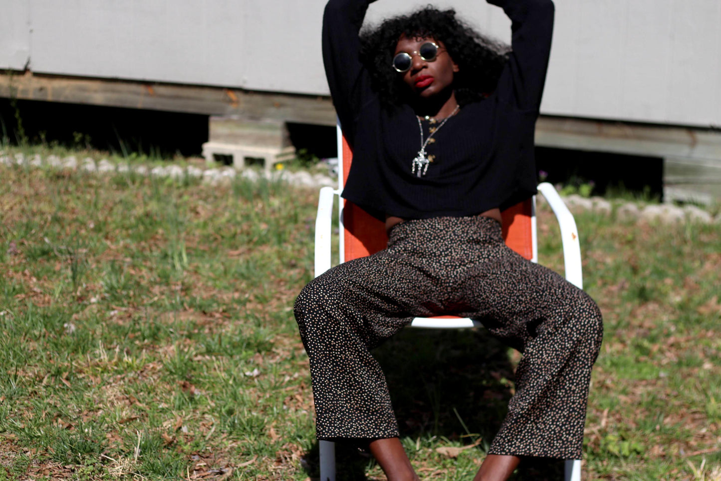 Vintage High-Waisted Trousers | 90s Black Effortless Chic Pants| with a Timeless Silhouette