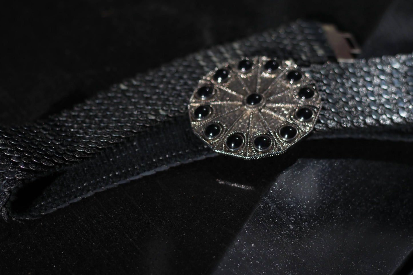 Vintage Metallic 80s Waist Belt with Black Stone Buckle | Statement Reflective Scale Texture | Disco Glam Party Accessory