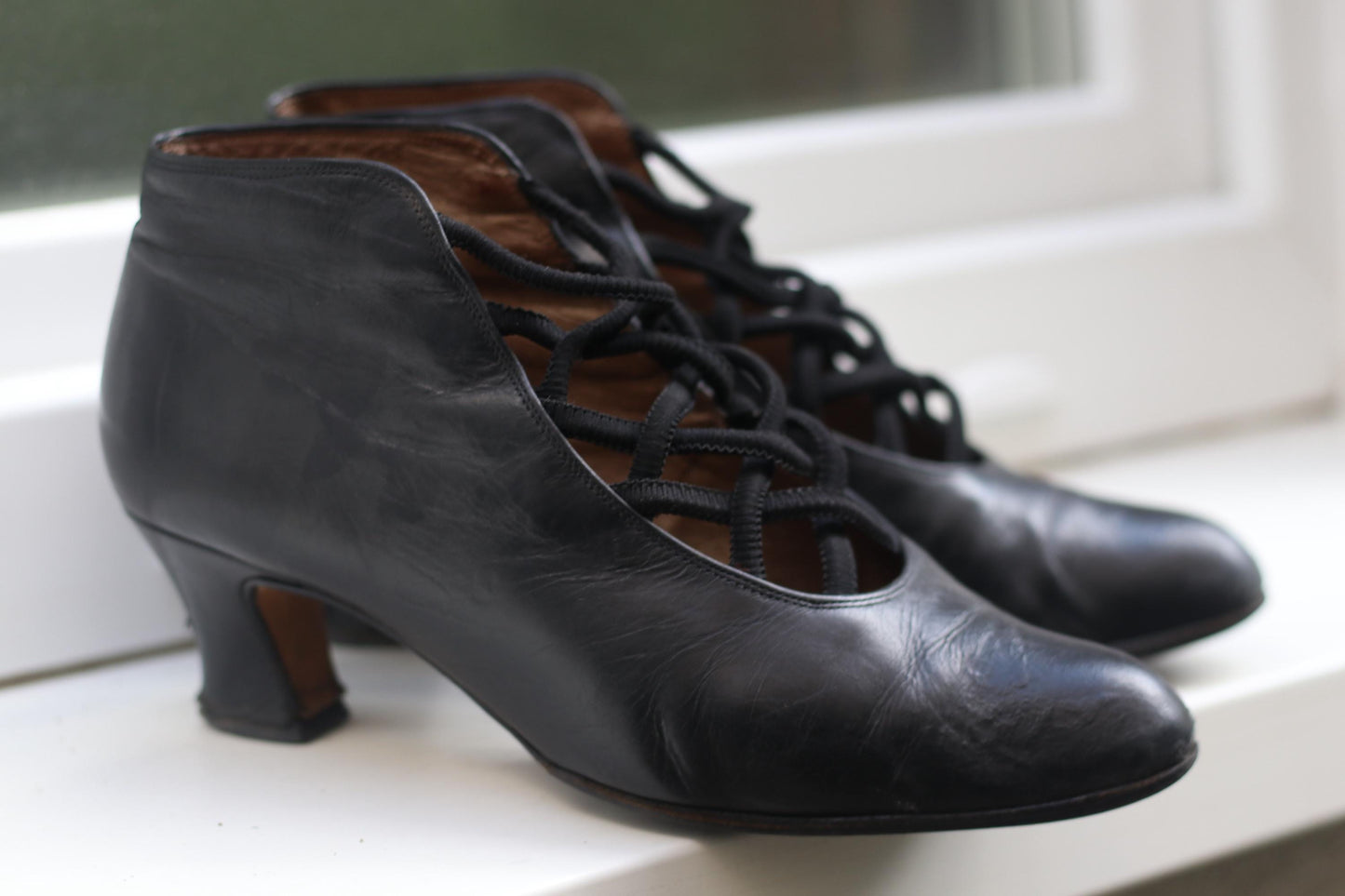 Victorian Style Leather Shoe Boots | Black Criss Cross Heels | Vintage 90s Gabor Shoes UK 5.5