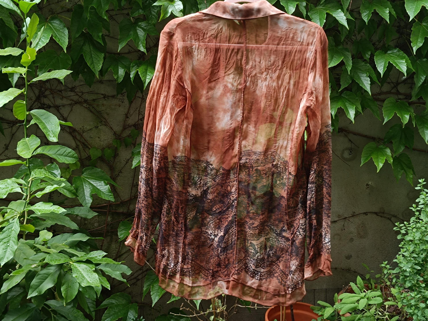 Vintage Floral Print Blouse: Y2K Brown Long Sleeve Shirt