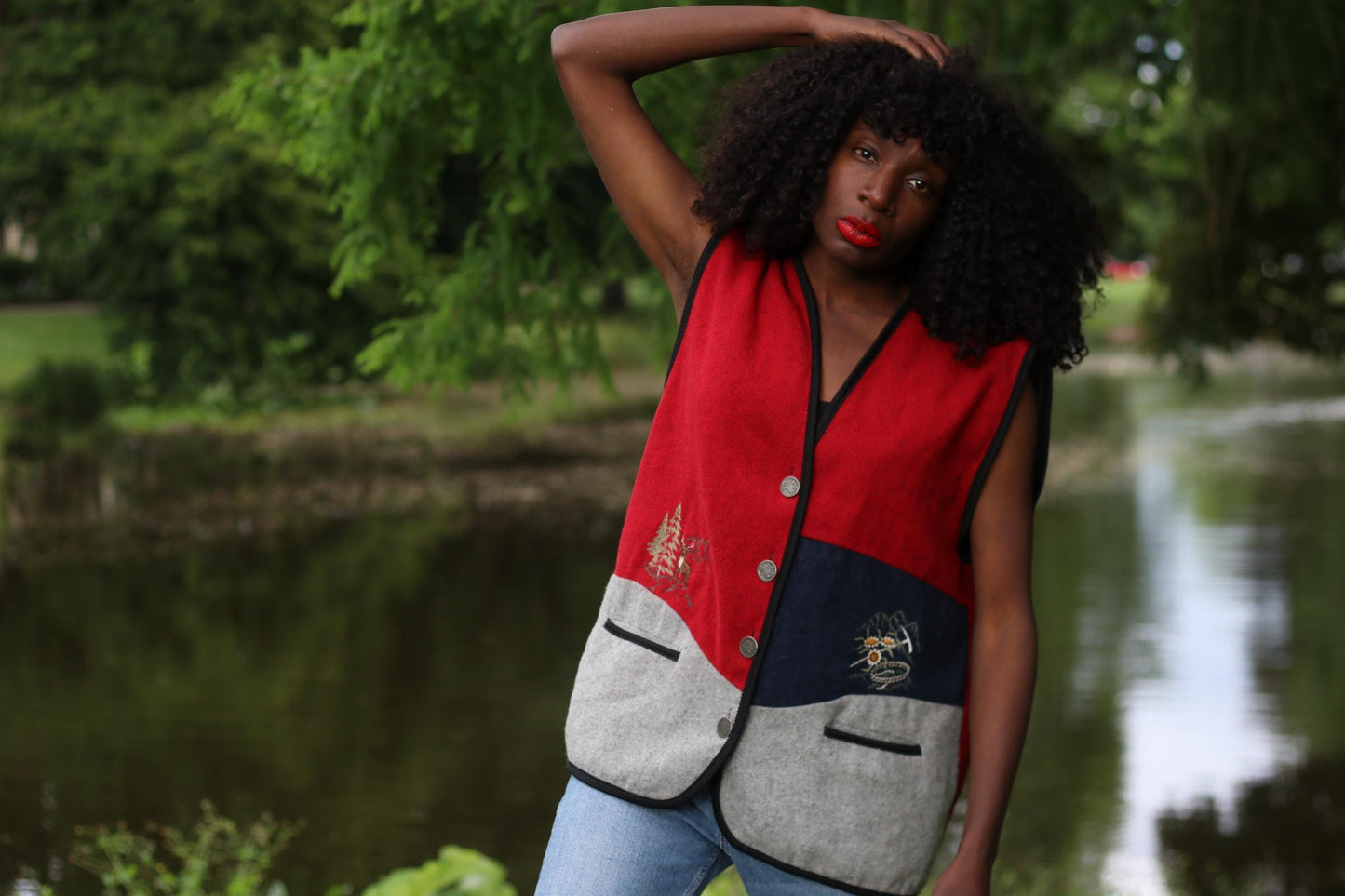 90s Geiser Wool Vest| Vintage sleeveless sweater with Reindeer print| Country cool grey and red vest with pockets| Christmas reindeer vest