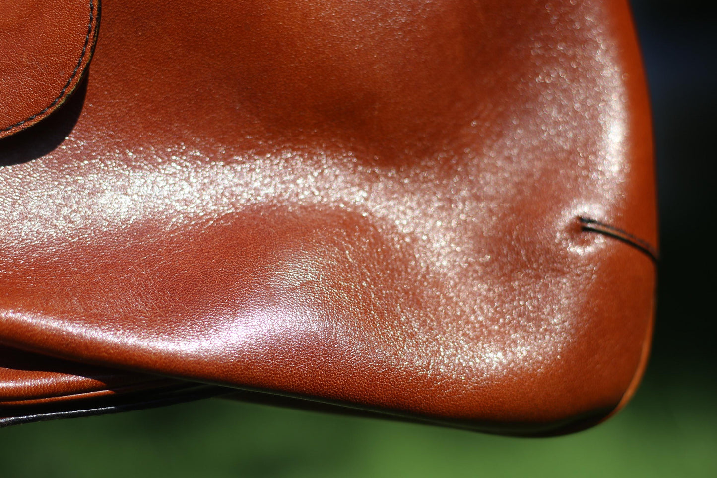 Vintage 70s Leather Shoulder Bag | Genuine Saddle Brown Purse | Minimalist Retro Handbag | Classic Everyday Style