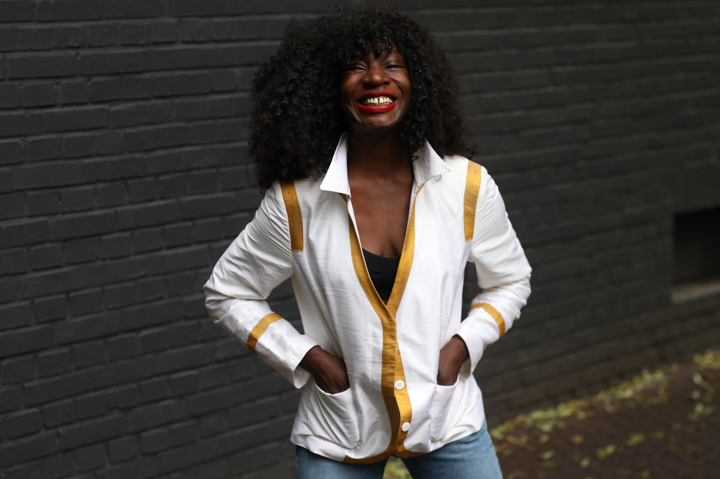 90s Silk Blazer– Vintage lightweight Jacket–Minimalist White and Gold Eveningwear Shirt |