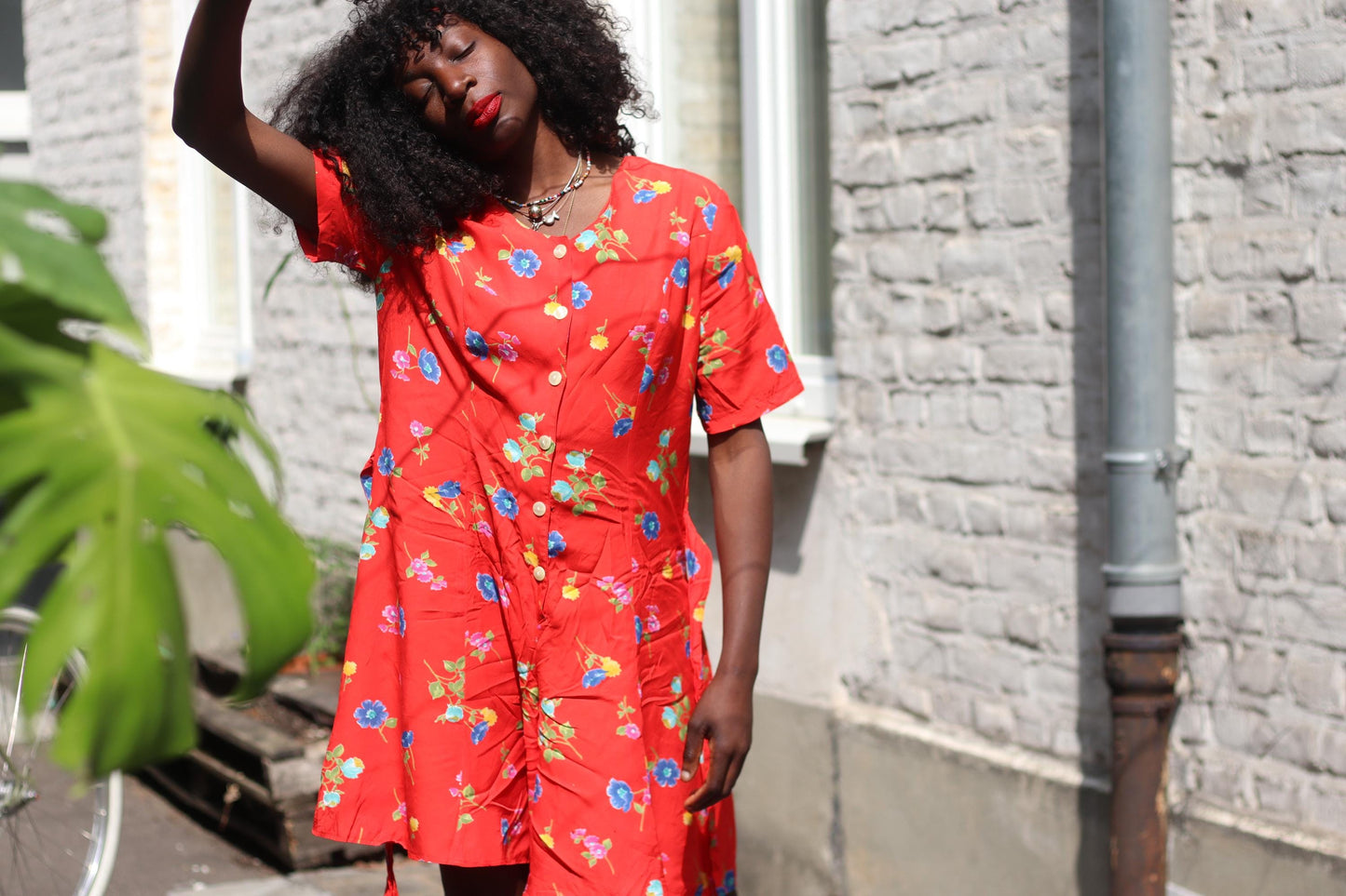 80s Vintage Red Floral Playsuit – Short Sleeve Romper with Button Front, Retro Festival Outfit, Summer One Piece