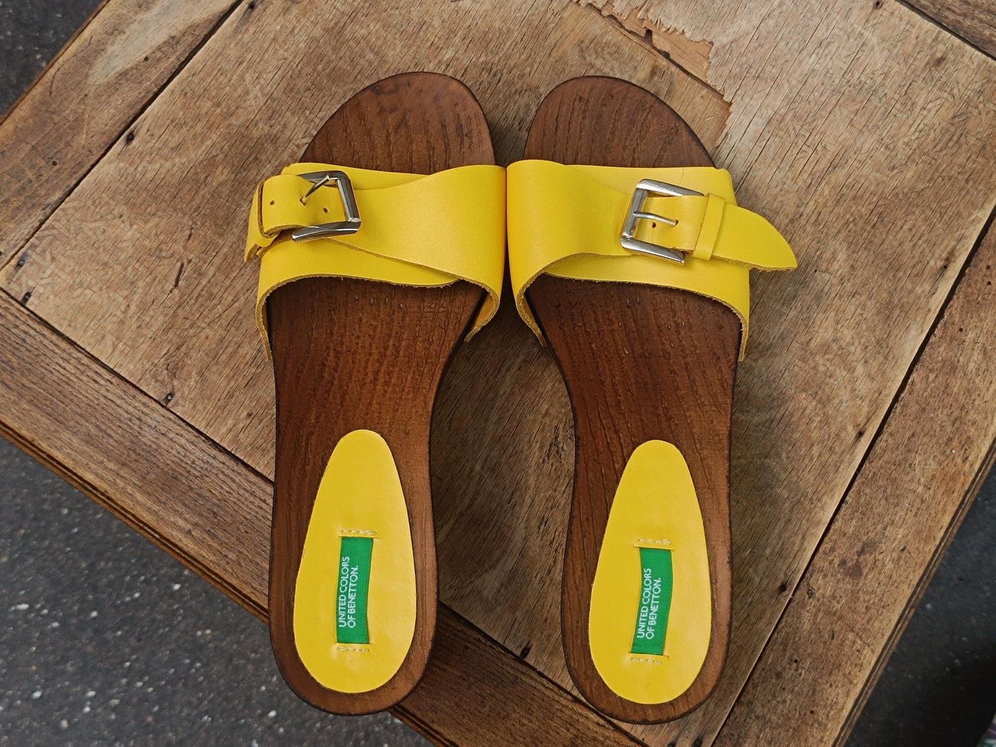 Y2K Benetton Leather Clogs: Vintage Yellow Platform Sandals EU38