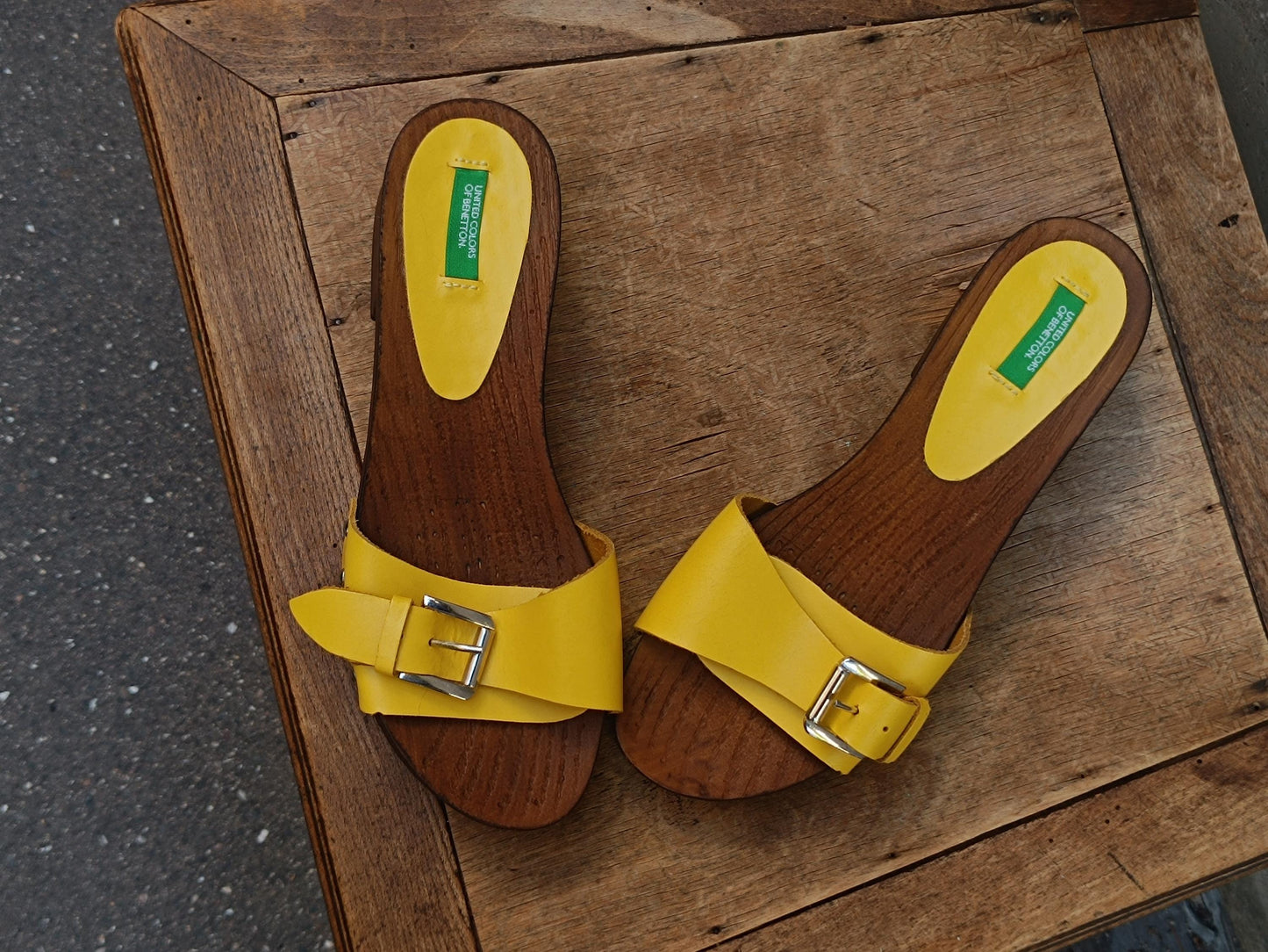 Y2K Benetton Leather Clogs: Vintage Yellow Platform Sandals EU38