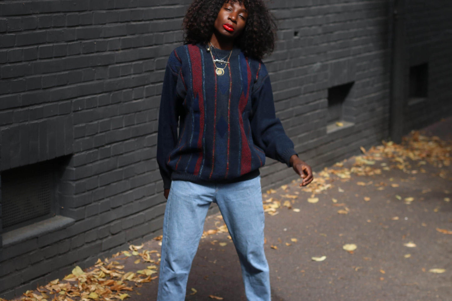 Vintage 90s Navy Blue Sweater – Cozy Stripes Argyle Pullover, Textured Knit, Unisex Retro Jumper