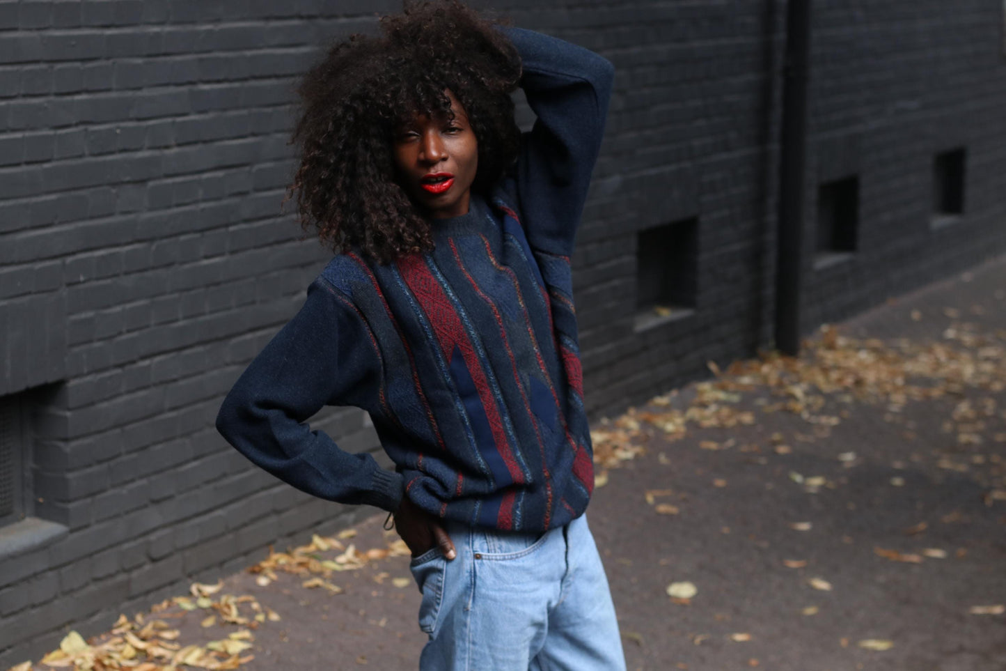 Vintage 90s Navy Blue Sweater – Cozy Stripes Argyle Pullover, Textured Knit, Unisex Retro Jumper