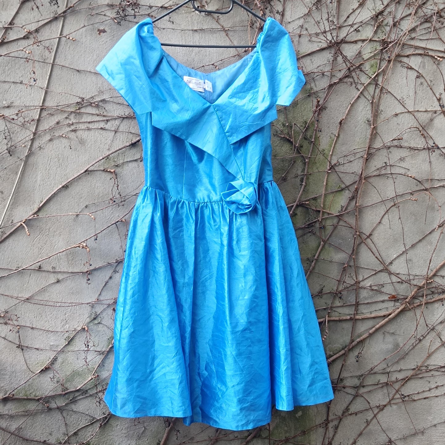 Vintage 80s Blue Taffeta Party Dress: Fit and Flare, Portrait Collar