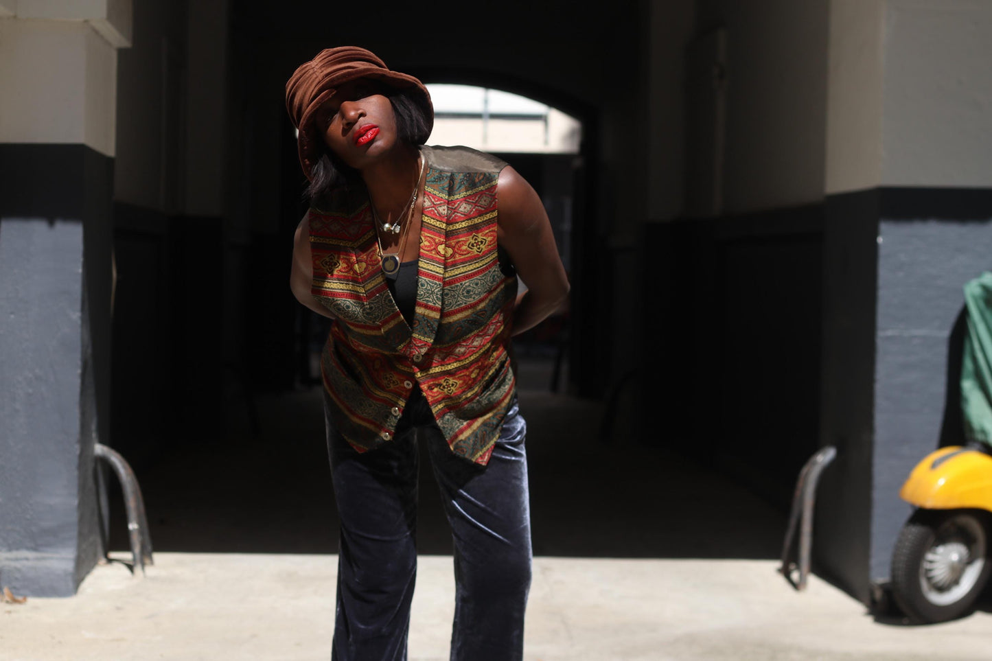 Vintage Tapestry Vest Bohemian Patterned Waistcoat 90s Sleeveless Jacket Boho Chic