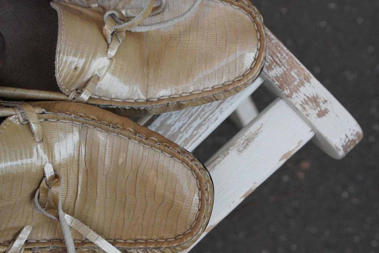 Vintage Italian Leather Loafers| Minimalist Animal Print Embossed Beige Moccasins Size 38 Flat Shoes