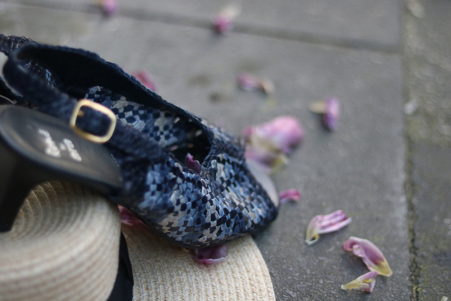 Vintage Ara Leather Woven Slingbacks in Blue Size 6