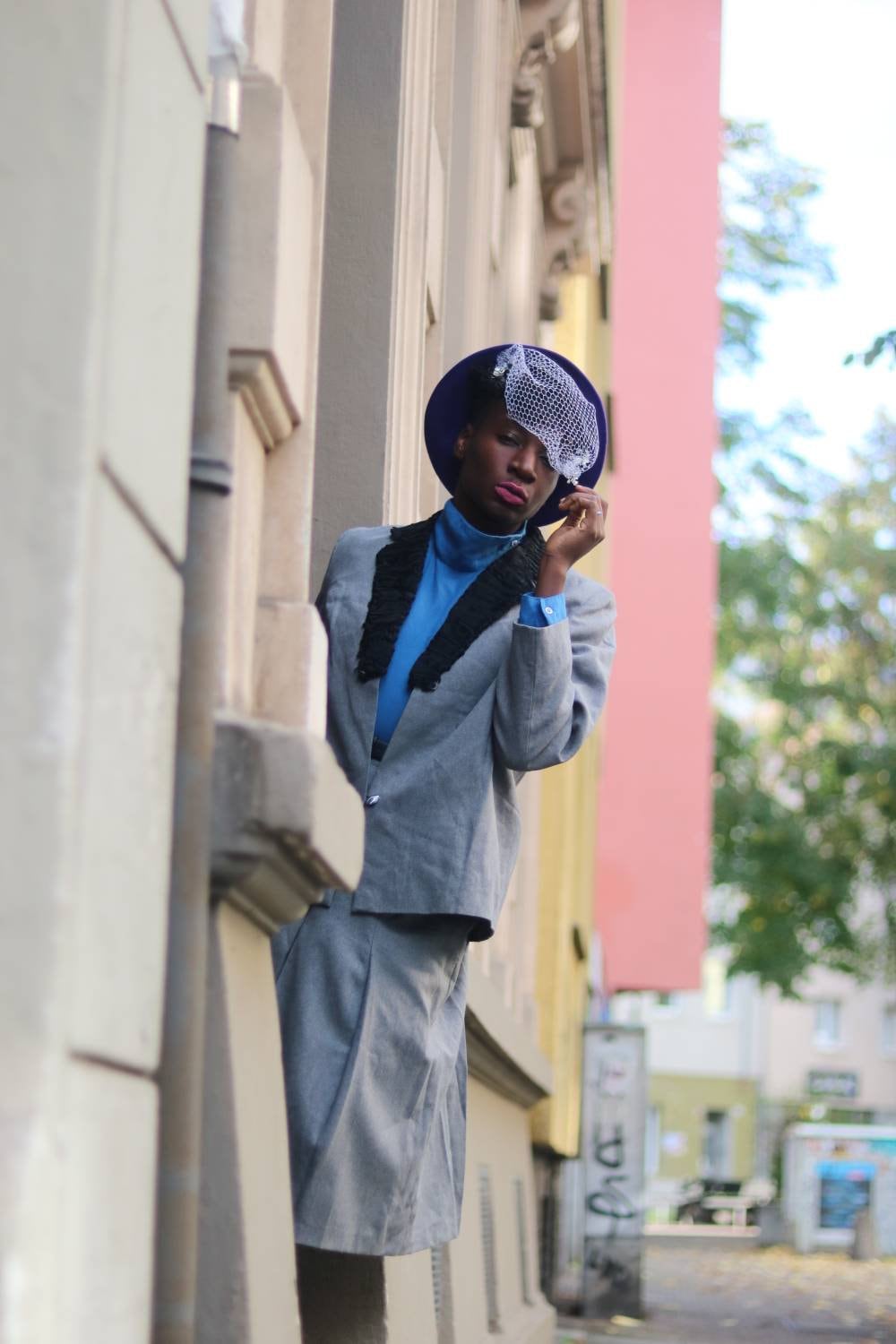 Handmade Grey Skirt Suit| Vintage 60s Monochrome fur lined blazer
