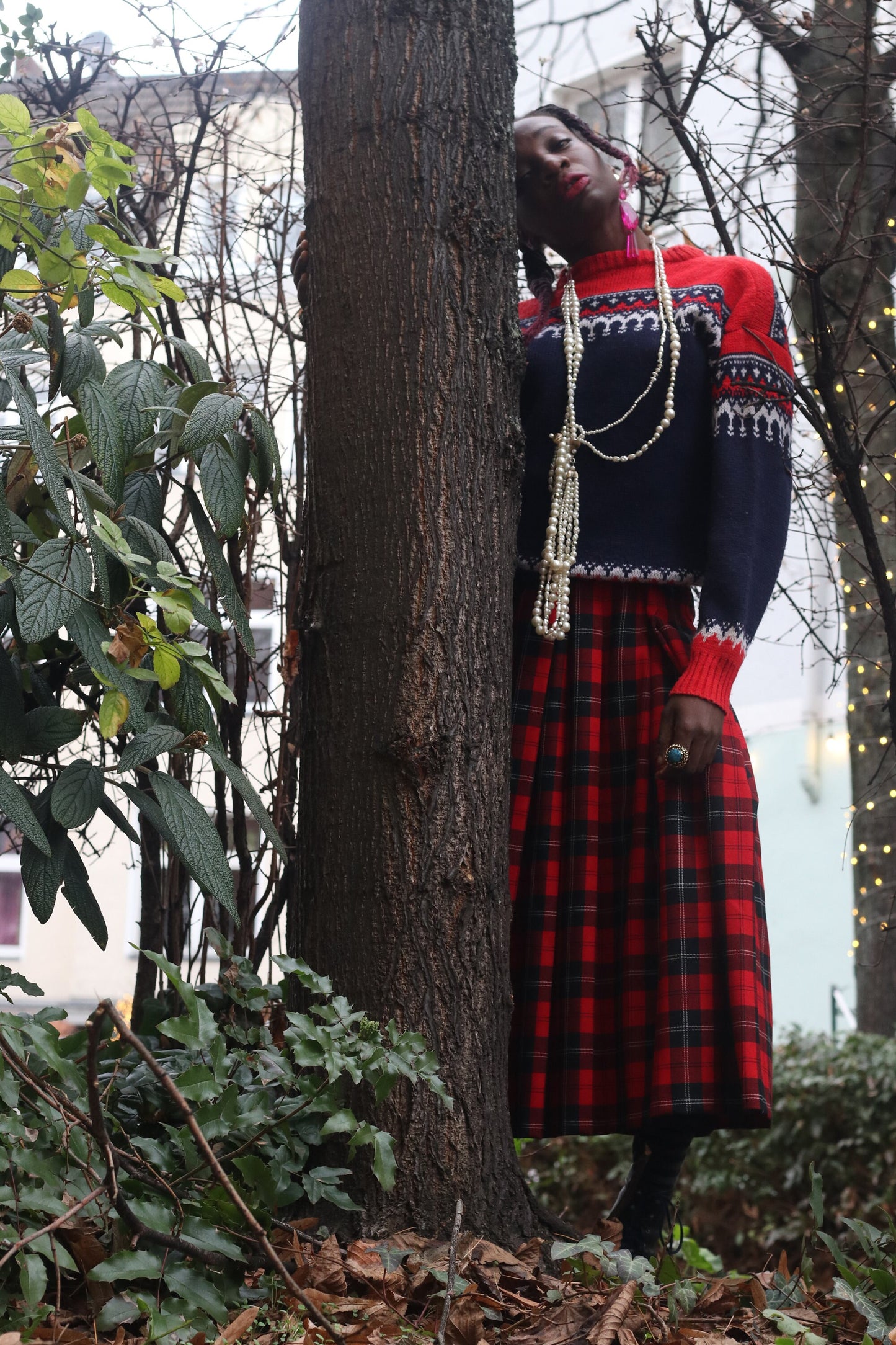 Vintage Red and Blue Scandi Winter Knit with Statement Design Size Small XS