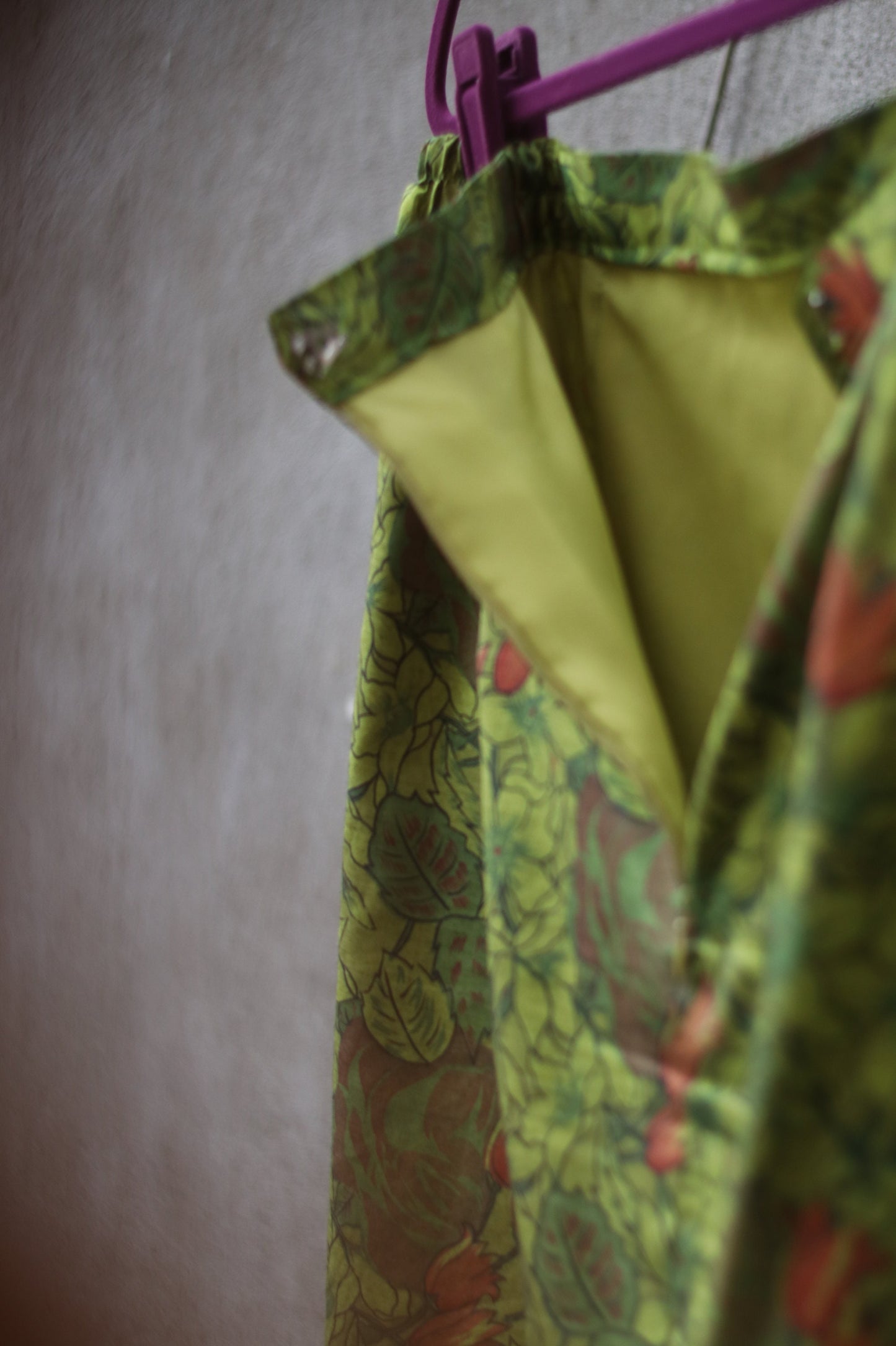 Vintage Handmade Green and Orange Floral Print Knee-Length Skirt Size Medium