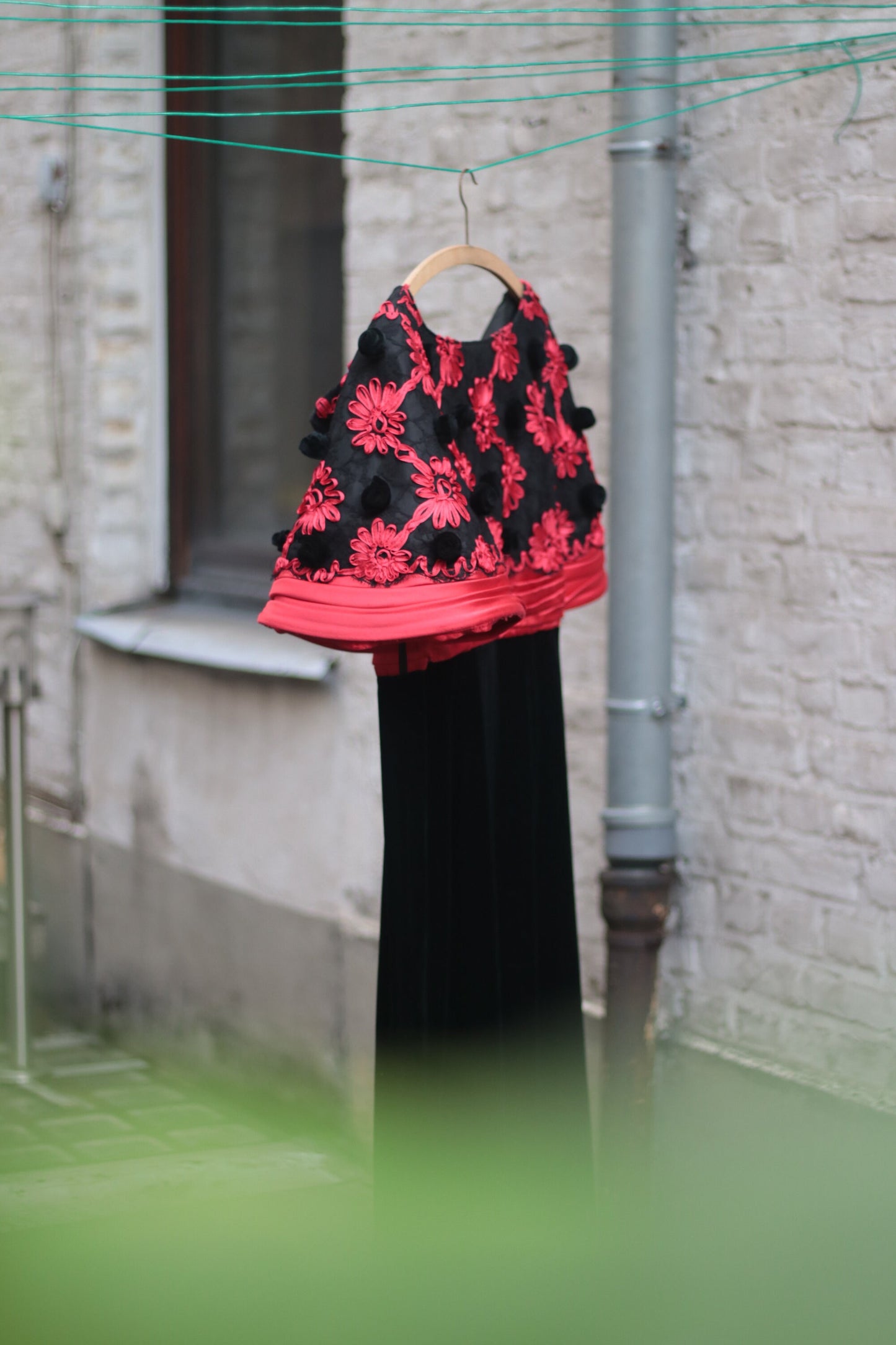 80s Evening Gown| Vintage handmade red and black ball gown with lace and floral embroderied details
