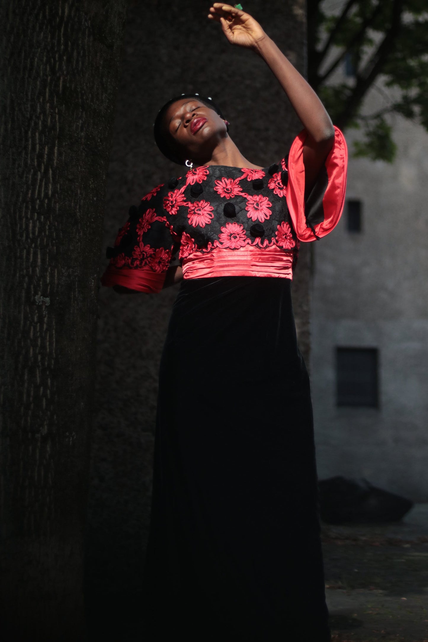 80s Evening Gown| Vintage handmade red and black ball gown with lace and floral embroderied details
