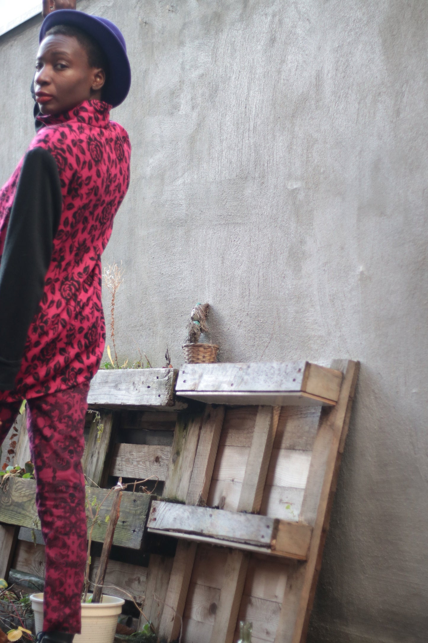 Vintage Long Sleeved Shirt with Floral Motifs in red and contrasting Black Sleeves